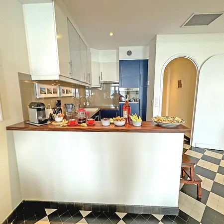 Exceptional Sea Front France Appartement